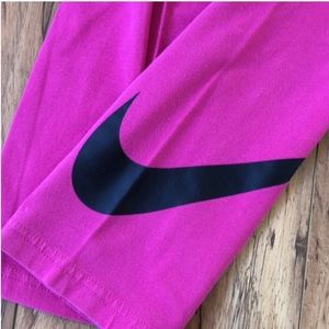 Nike Cropped Leggings